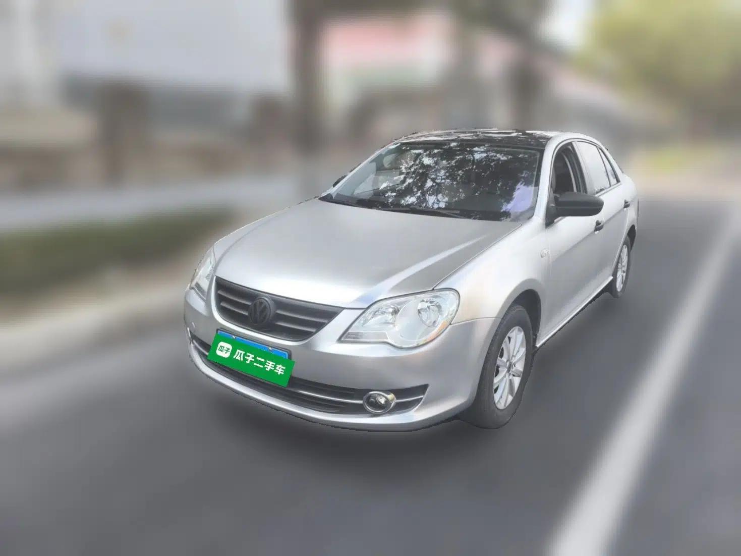 Volkswagen Bora 2011 1.6L Automatic Comfort Model — миниатюра 1