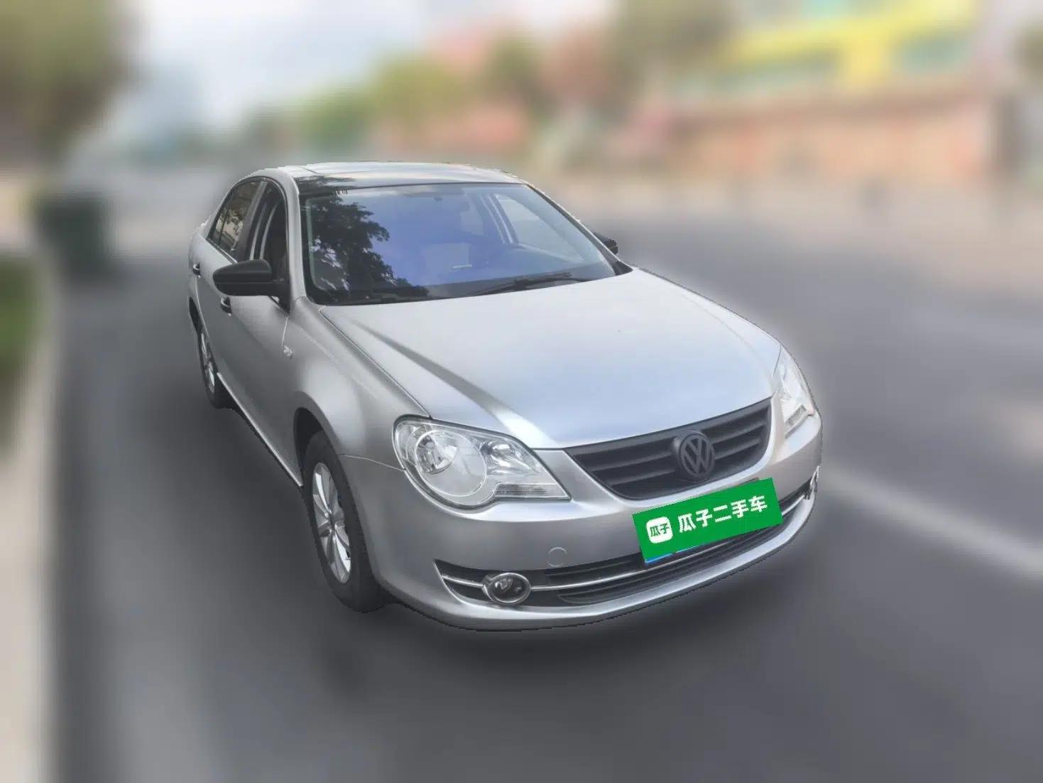 Volkswagen Bora 2011 1.6L Automatic Comfort Model — миниатюра 3