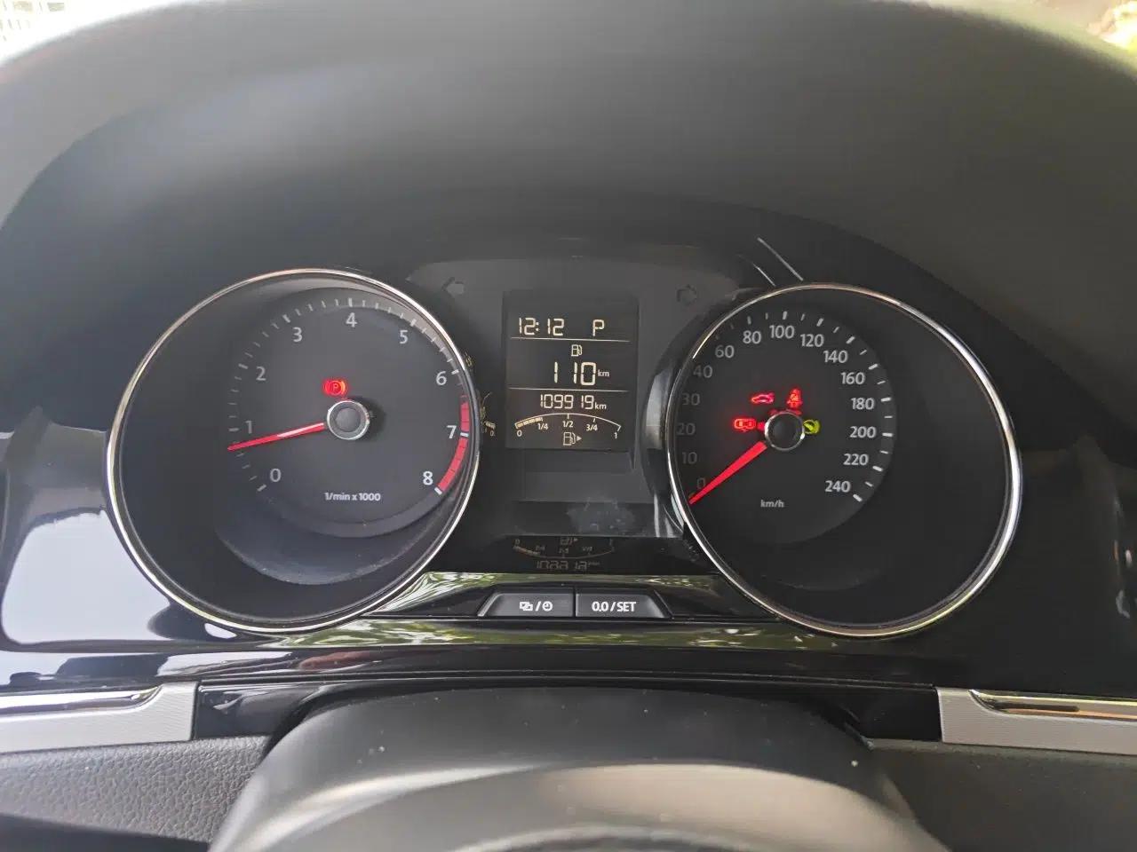 Volkswagen Bora 2014 1.6L Automatic Comfort Model — миниатюра 11