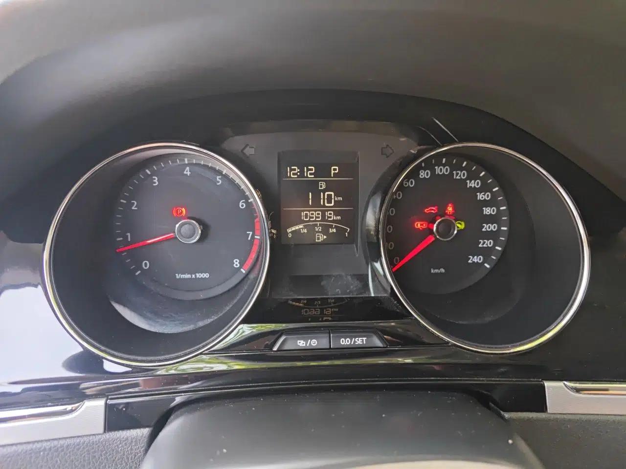 Volkswagen Bora 2014 1.6L Automatic Comfort Model — миниатюра 12