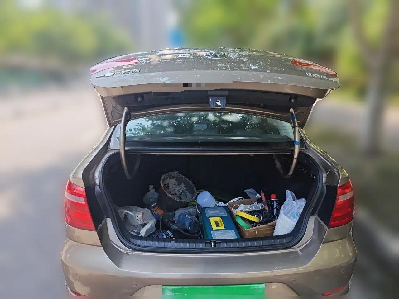 Volkswagen Bora 2014 1.6L Automatic Comfort Model — миниатюра 19