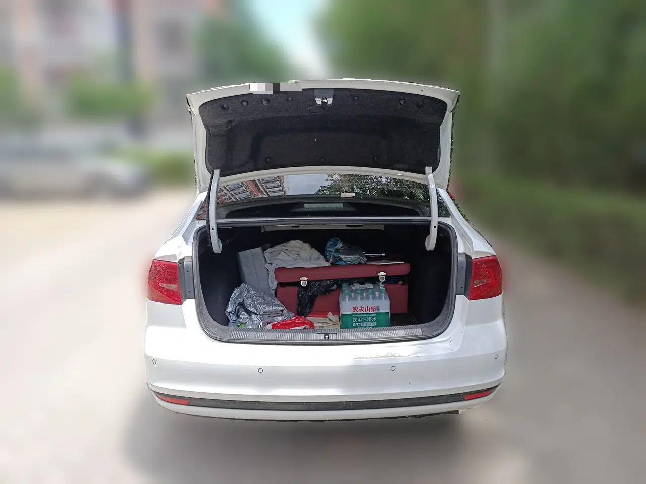 Volkswagen Bora 2019 Bora Legend 1.5L Manual Fashion Edition China VI Standard — миниатюра 19