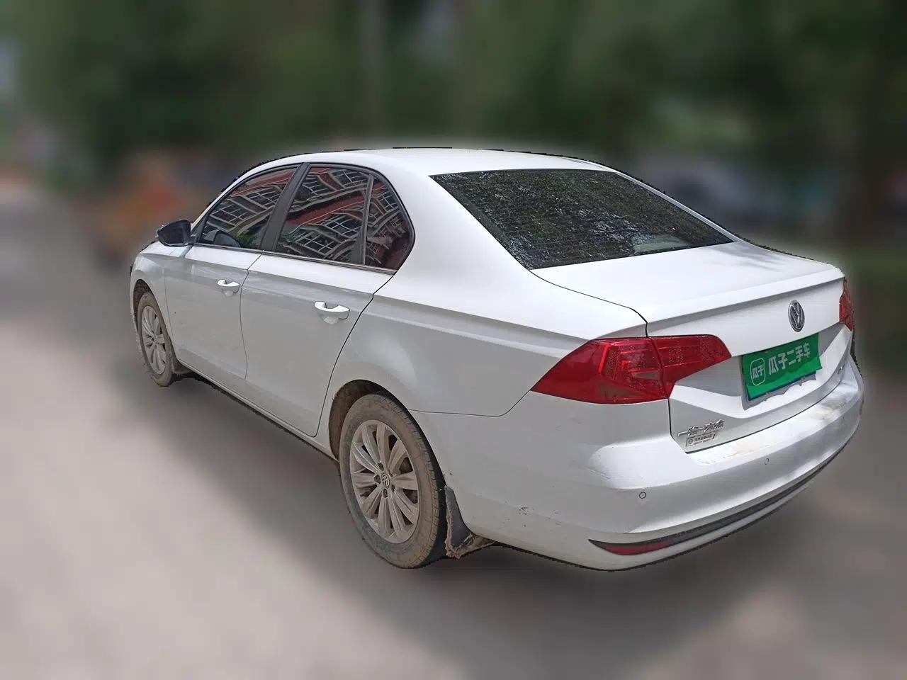 Volkswagen Bora 2019 Bora Legend 1.5L Manual Fashion Edition China VI Standard — миниатюра 4