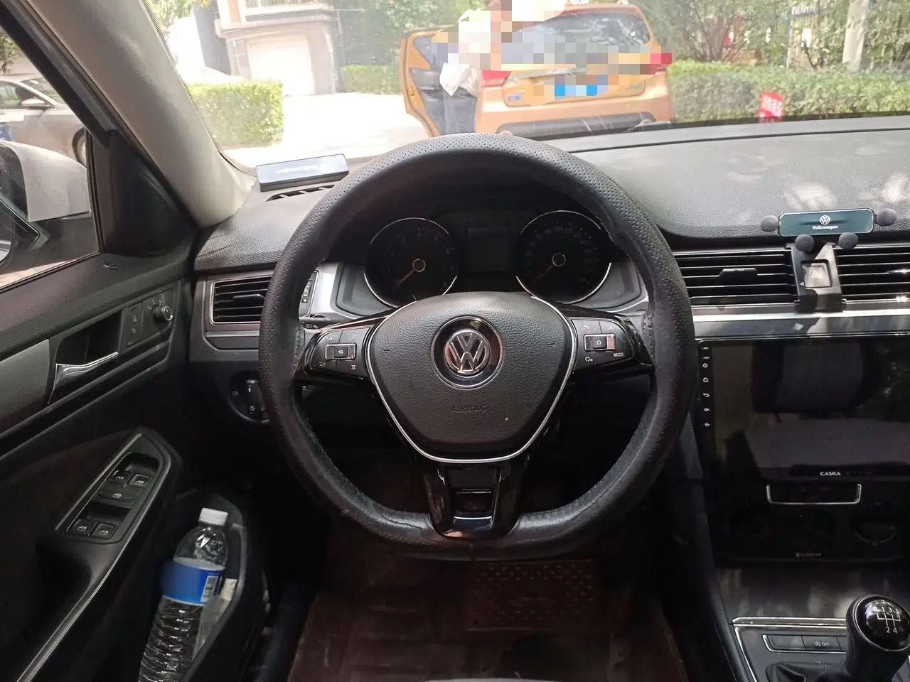 Volkswagen Bora 2019 Bora Legend 1.5L Manual Fashion Edition China VI Standard — миниатюра 10