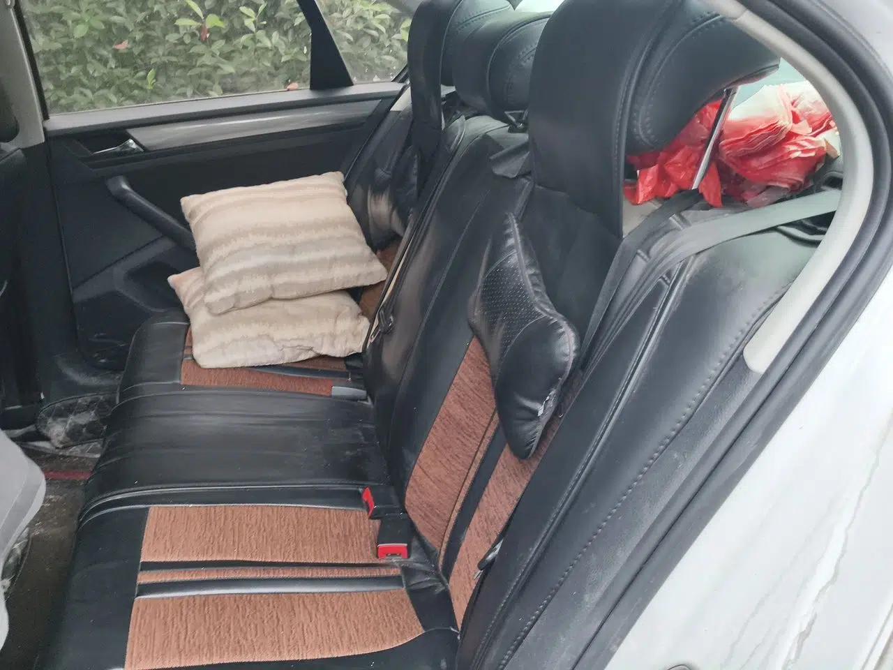 Volkswagen Bora 2019 Bora·Legend 1.5L Manual Fashion Edition China V Standard — миниатюра 17