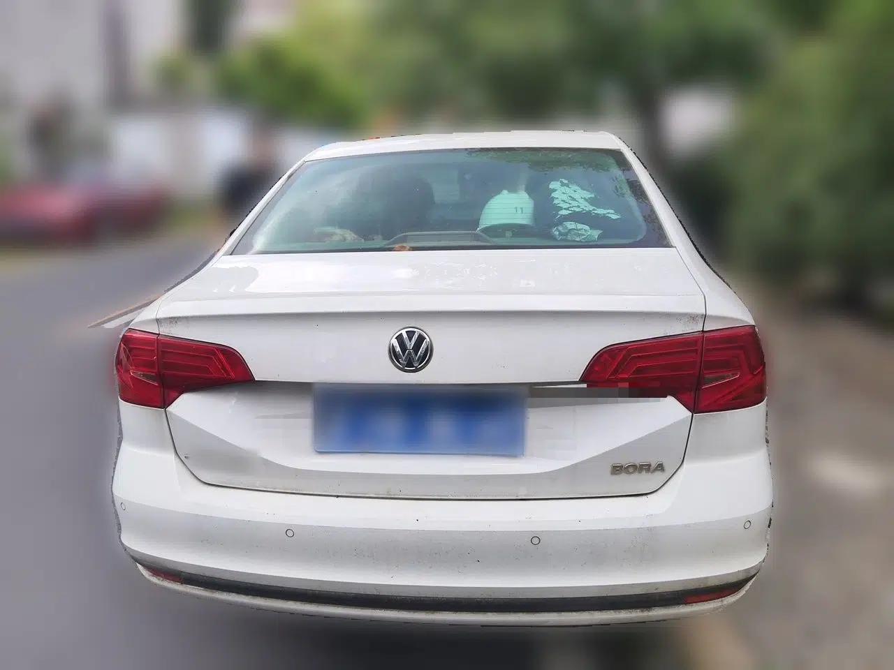 Volkswagen Bora 2019 Bora·Legend 1.5L Manual Fashion Edition China V Standard — миниатюра 5