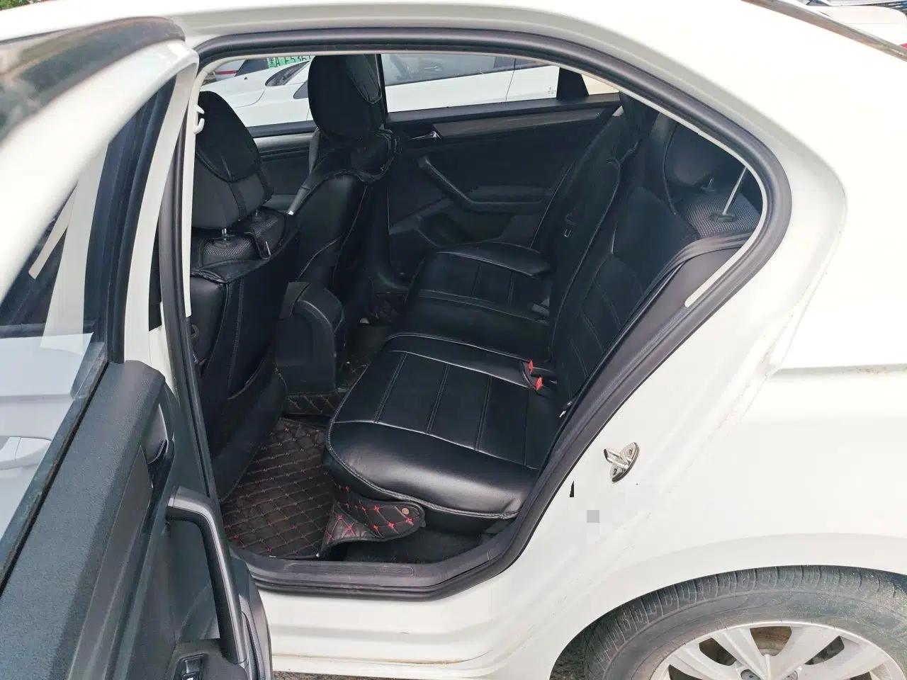 Volkswagen Bora 2018 1.5L Automatic Fashion Model — миниатюра 17
