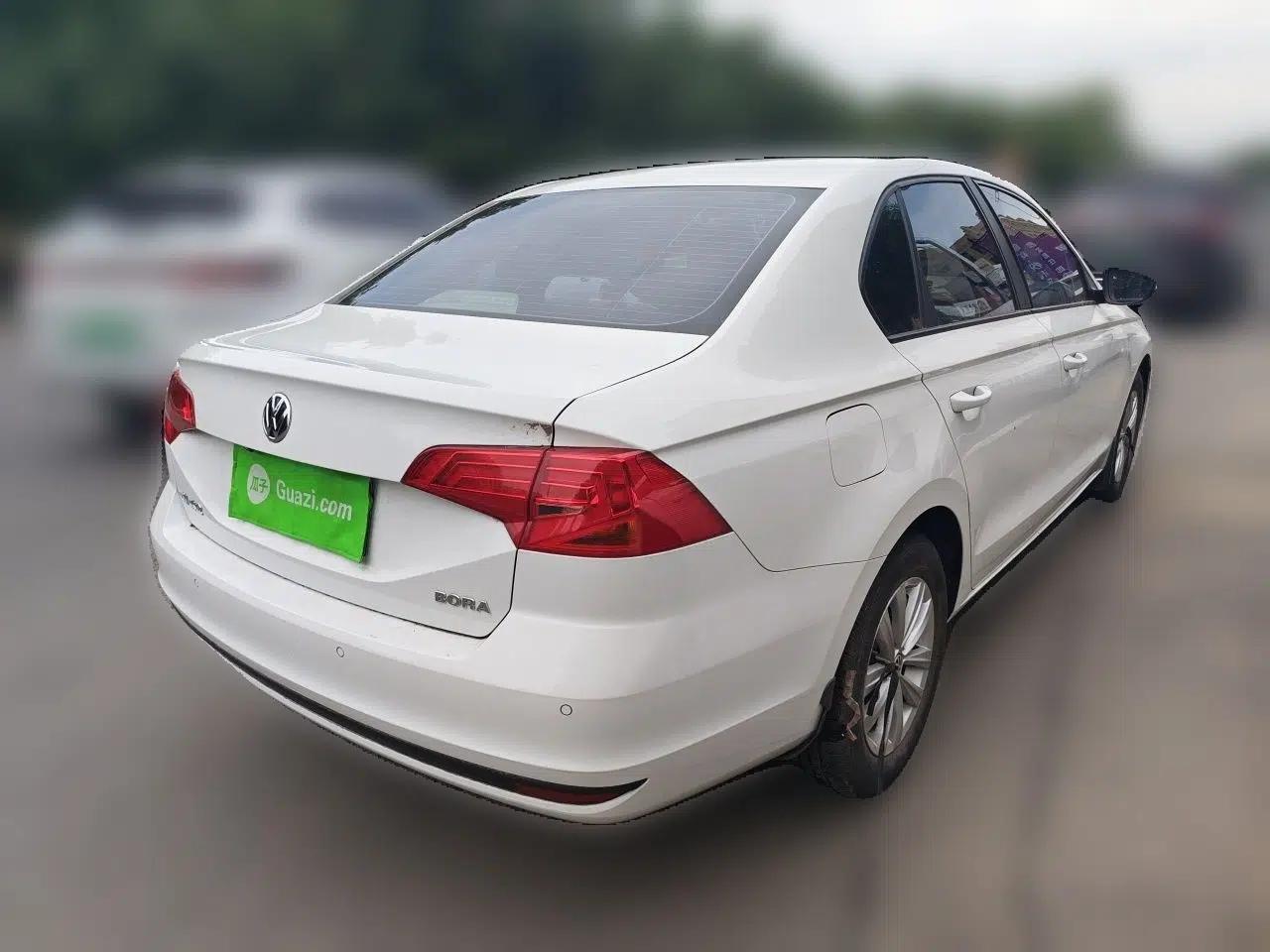 Volkswagen Bora 2018 1.5L Automatic Fashion Model — миниатюра 6