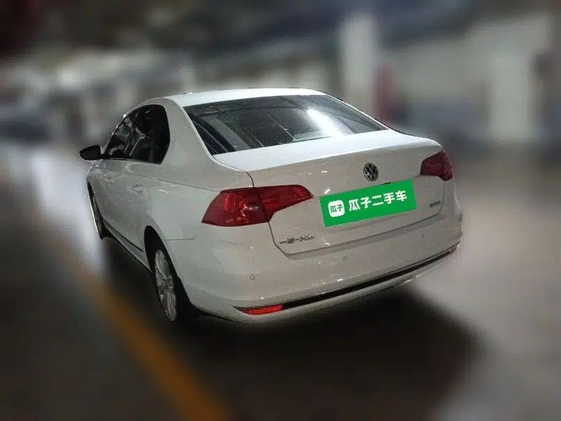 Volkswagen Bora 2017 230TSI DSG Comfort Version — миниатюра 4