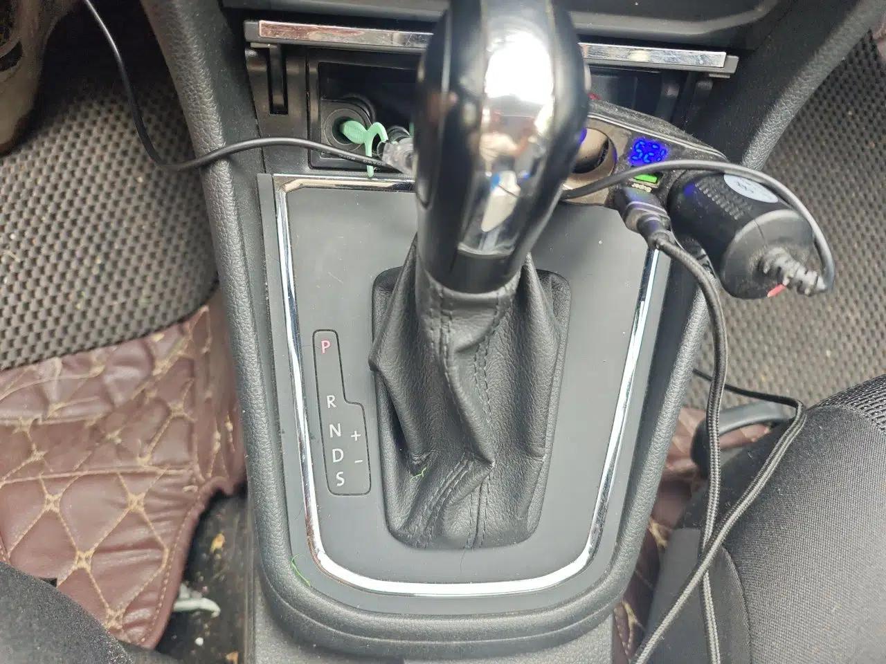 Volkswagen Bora 2016 1.6L Automatic Fashion Model — миниатюра 14