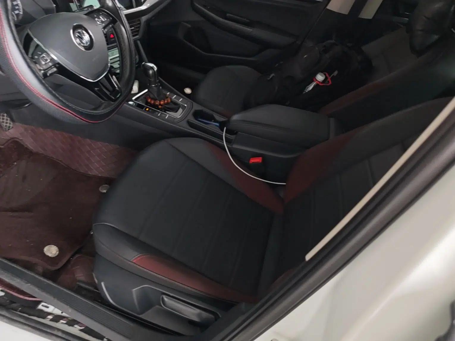 Volkswagen Bora 2020 1.5L Automatic Elite Version — миниатюра 17