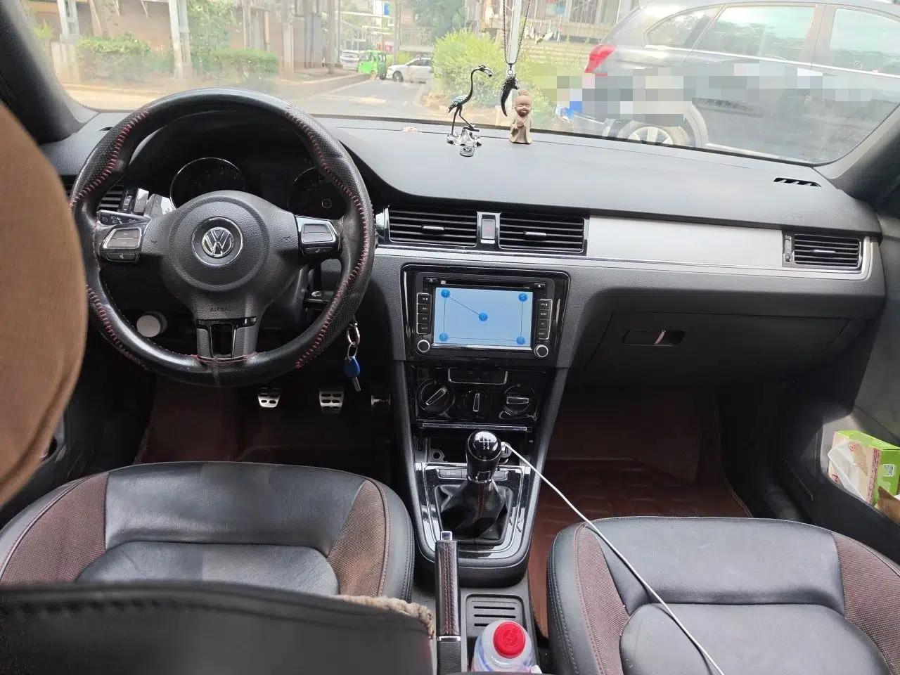 Volkswagen Bora 2014 1.4TSI Manual Sportline — миниатюра 9