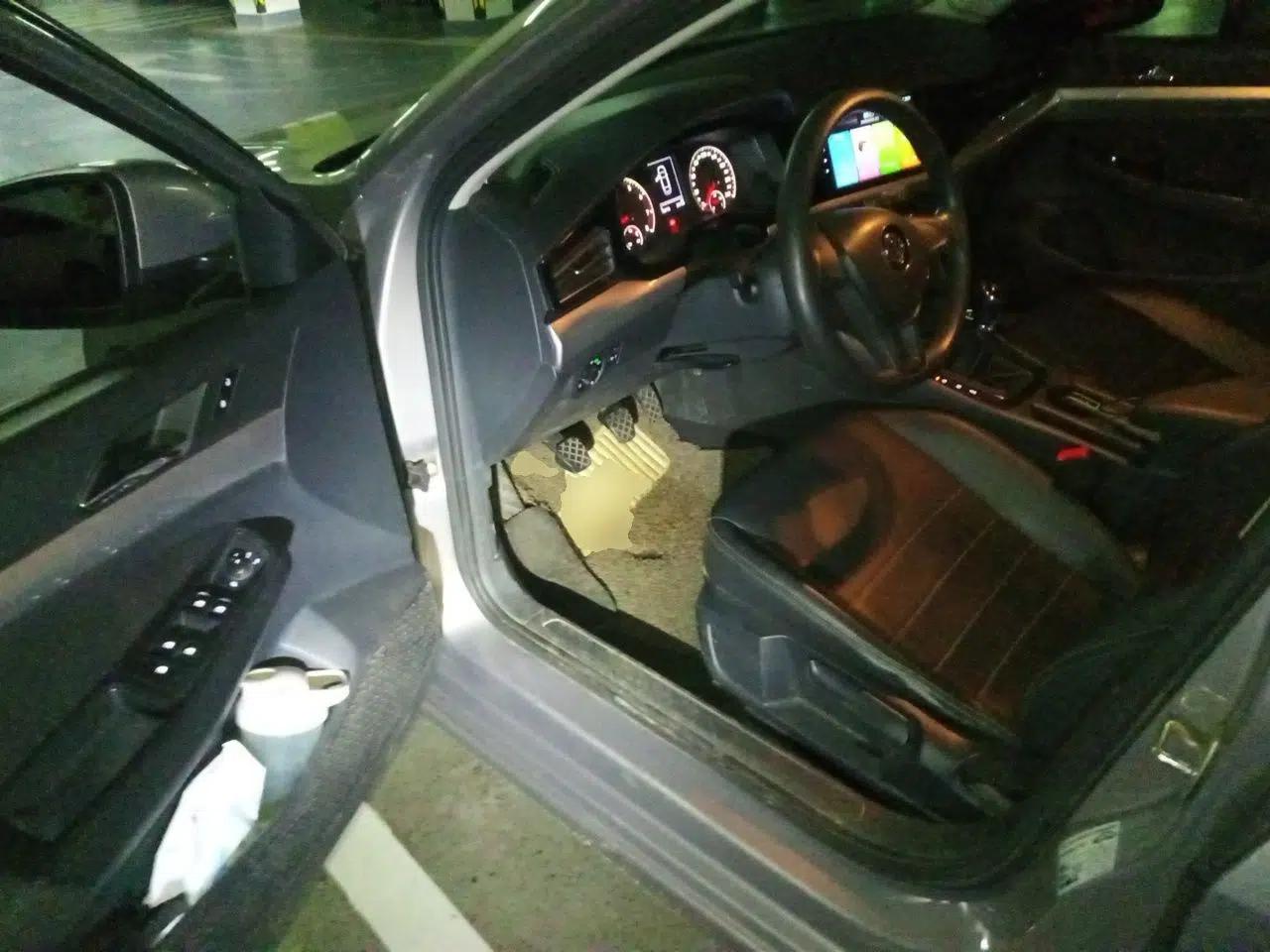 Volkswagen Bora 2019 1.5L Manual Fashion Edition — миниатюра 16