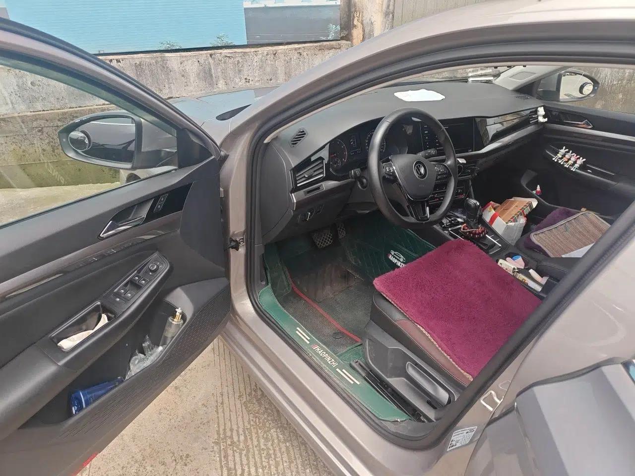 Volkswagen Bora 2021 1.5L Automatic Elite Smart Connect Edition — миниатюра 19