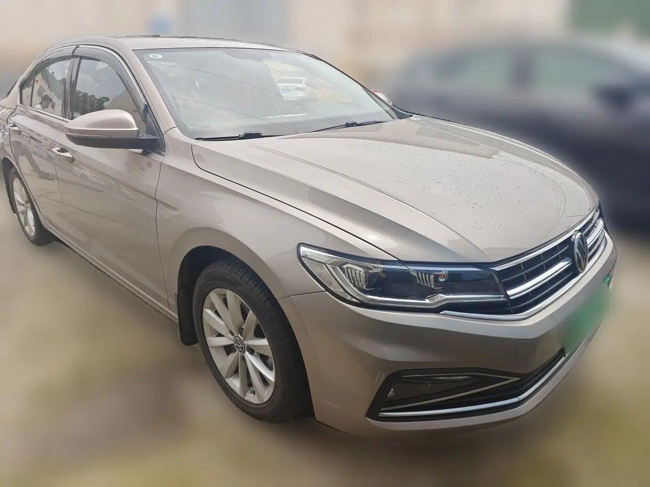 Volkswagen Bora 2021 1.5L Automatic Elite Smart Connect Edition — миниатюра 3