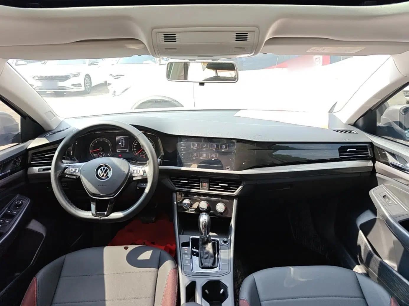 Volkswagen Bora 2021 1.5L Automatic Comfort Smart Connect Edition — миниатюра 12