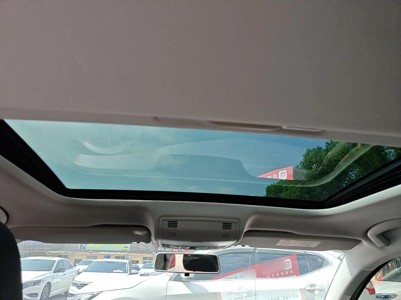 Volkswagen Bora 2021 1.5L Automatic Comfort Smart Connect Edition — миниатюра 21