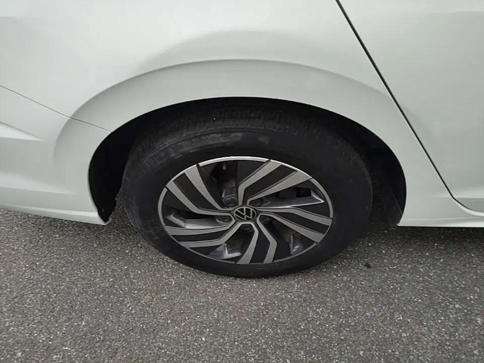 Volkswagen Bora 2023 200TSI DSG Enjoyment Edition — миниатюра 11