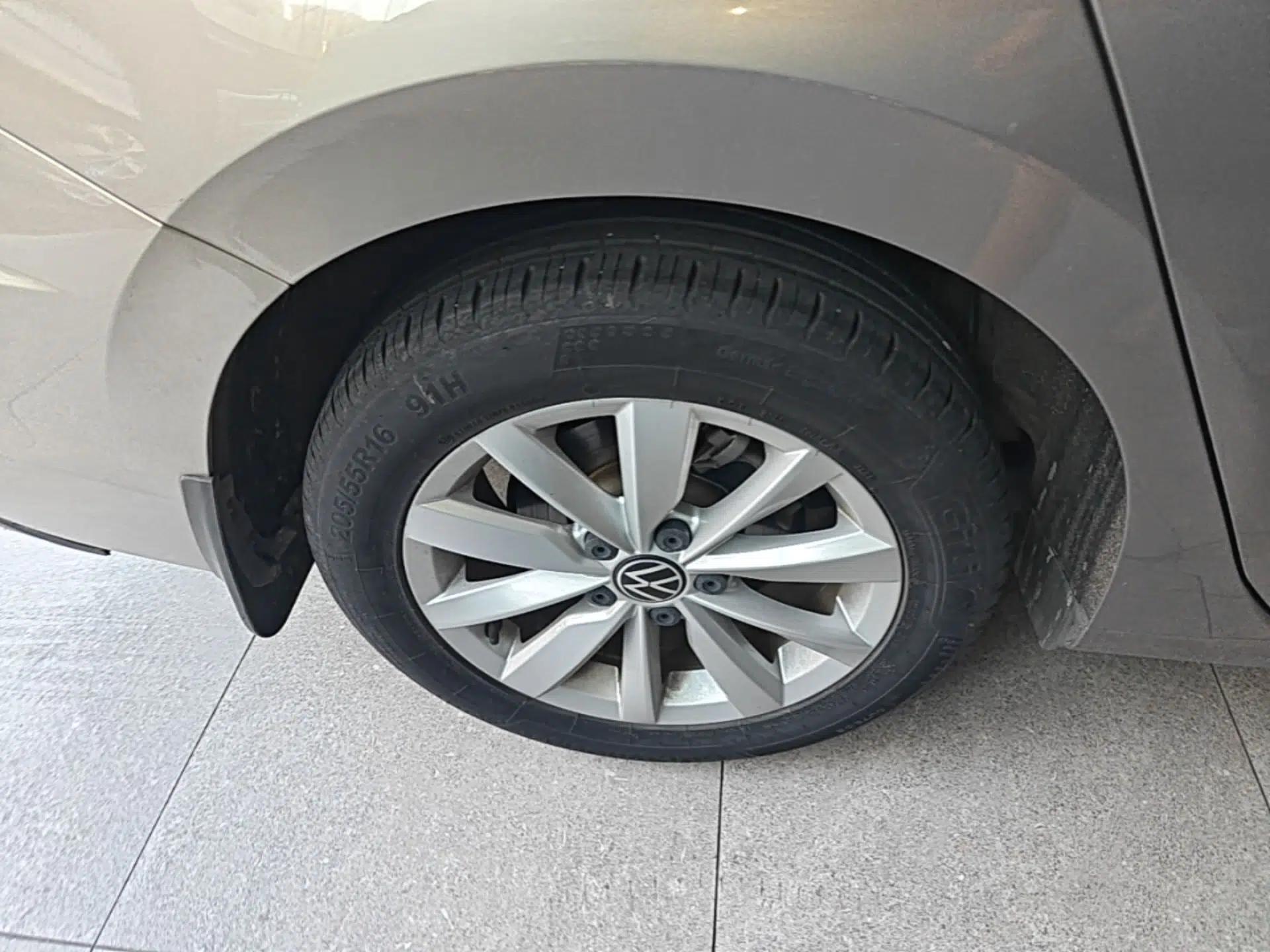 Volkswagen Bora 2021 1.5L Automatic Comfort Smart Connect Edition — миниатюра 11