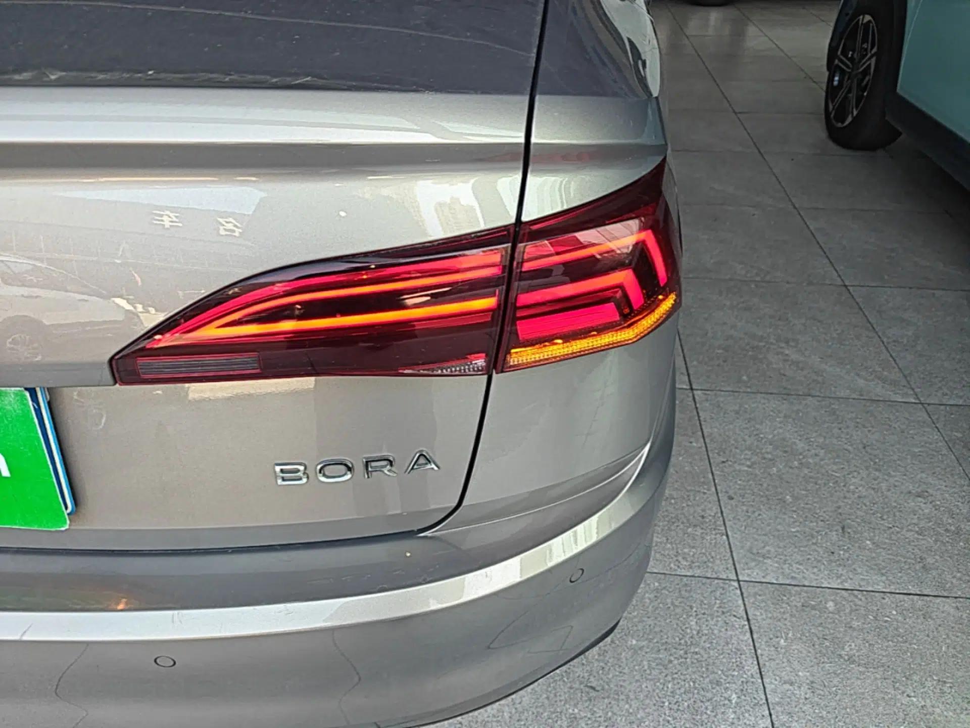 Volkswagen Bora 2021 1.5L Automatic Comfort Smart Connect Edition — миниатюра 9