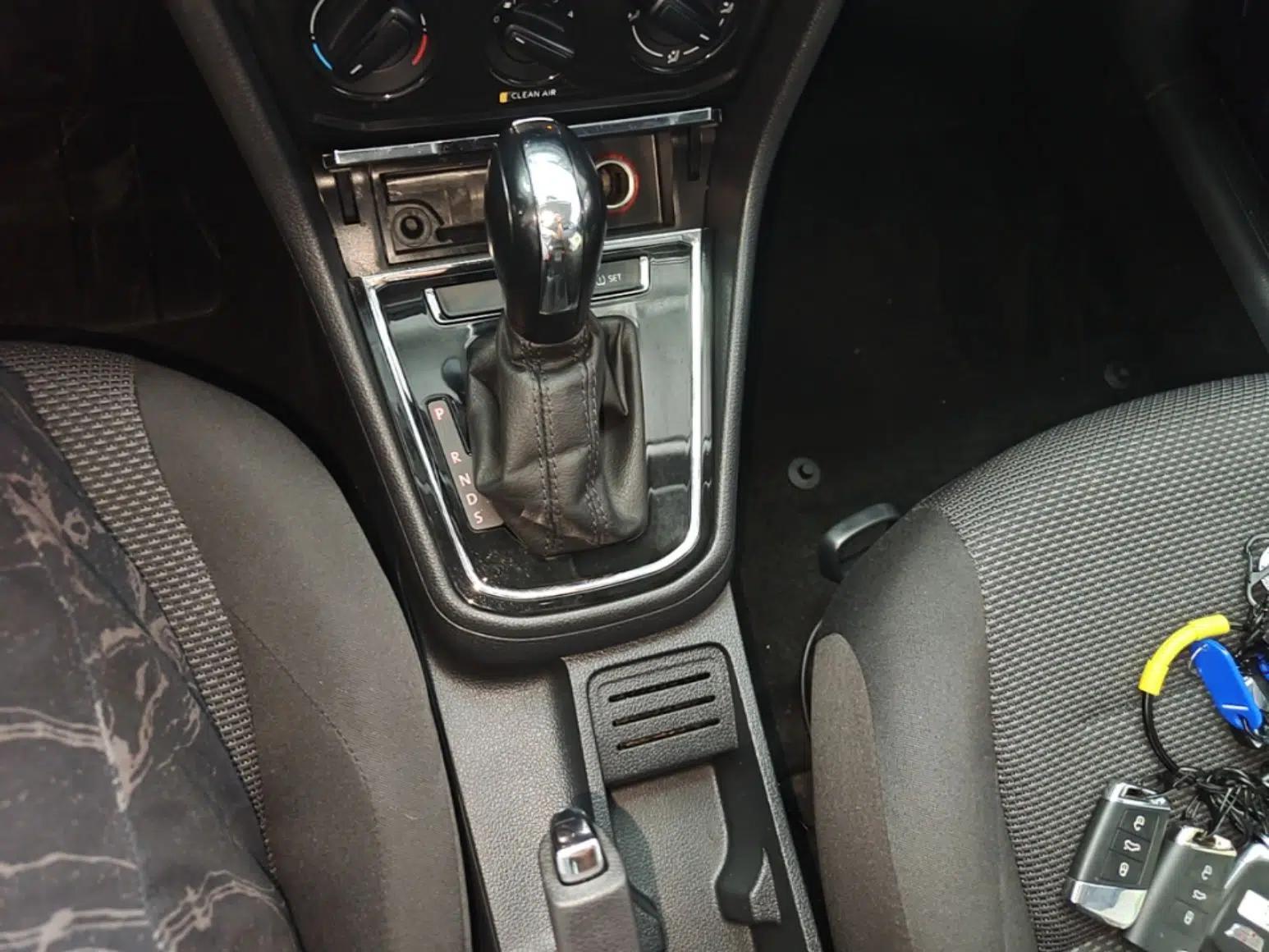 Volkswagen Bora 2019 Bora Legend 1.5L Automatic Leading Model China VI Standard — миниатюра 16