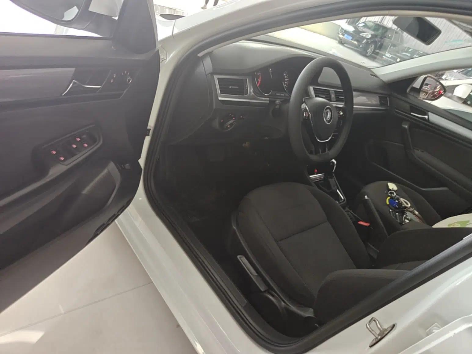 Volkswagen Bora 2019 Bora Legend 1.5L Automatic Leading Model China VI Standard — миниатюра 18