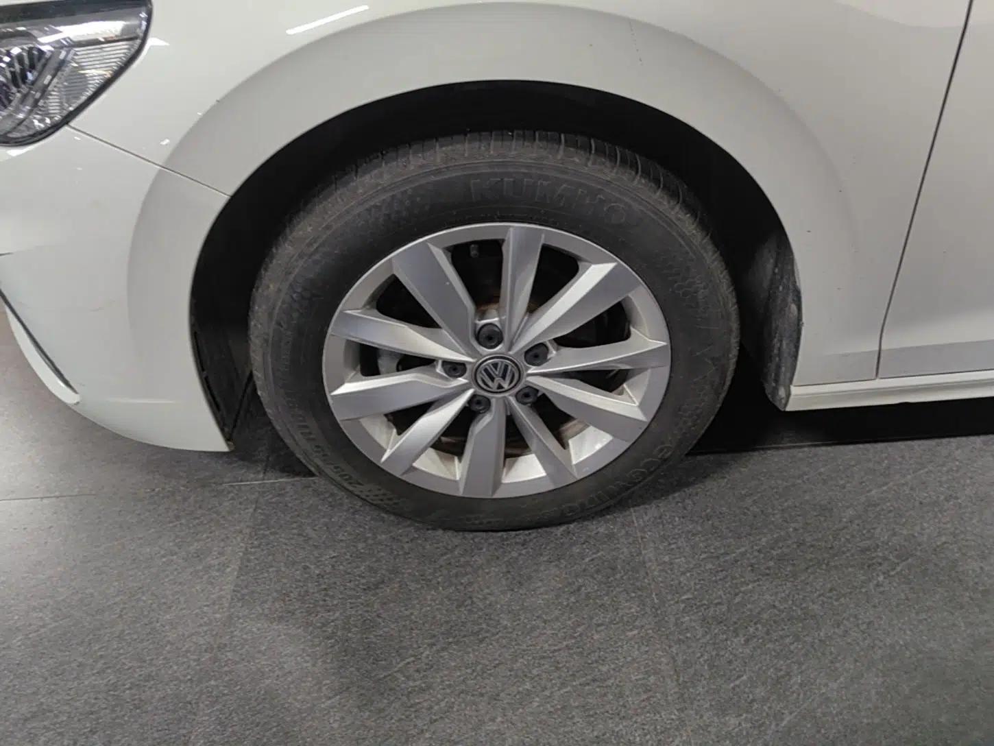 Volkswagen Bora 2020 1.5L Automatic Comfort Model — миниатюра 10
