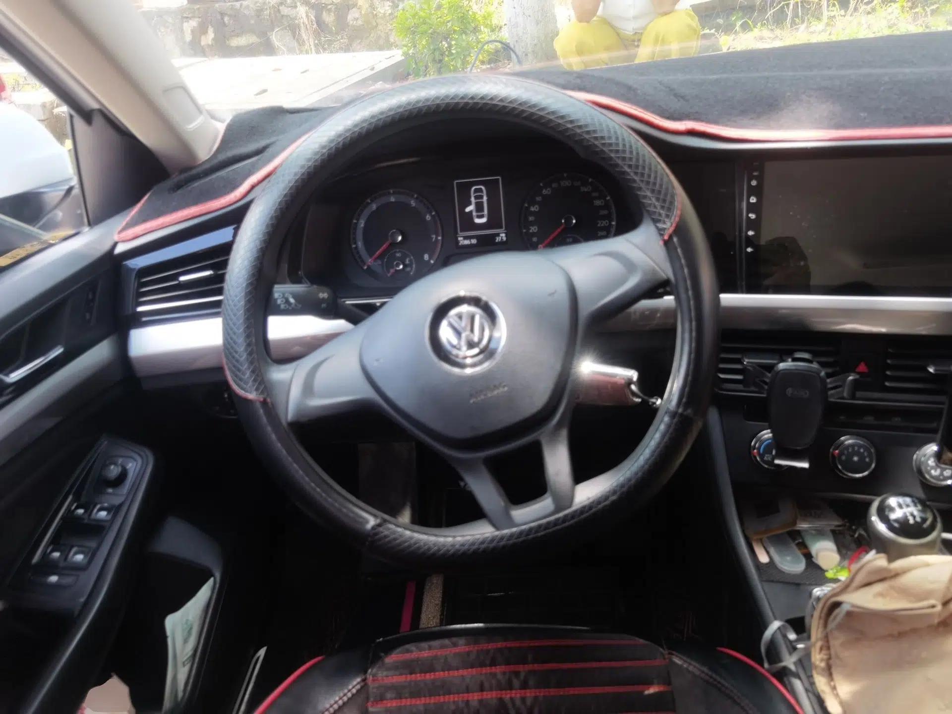 Volkswagen Bora 2020 1.5L Manual Fashion Edition — миниатюра 10