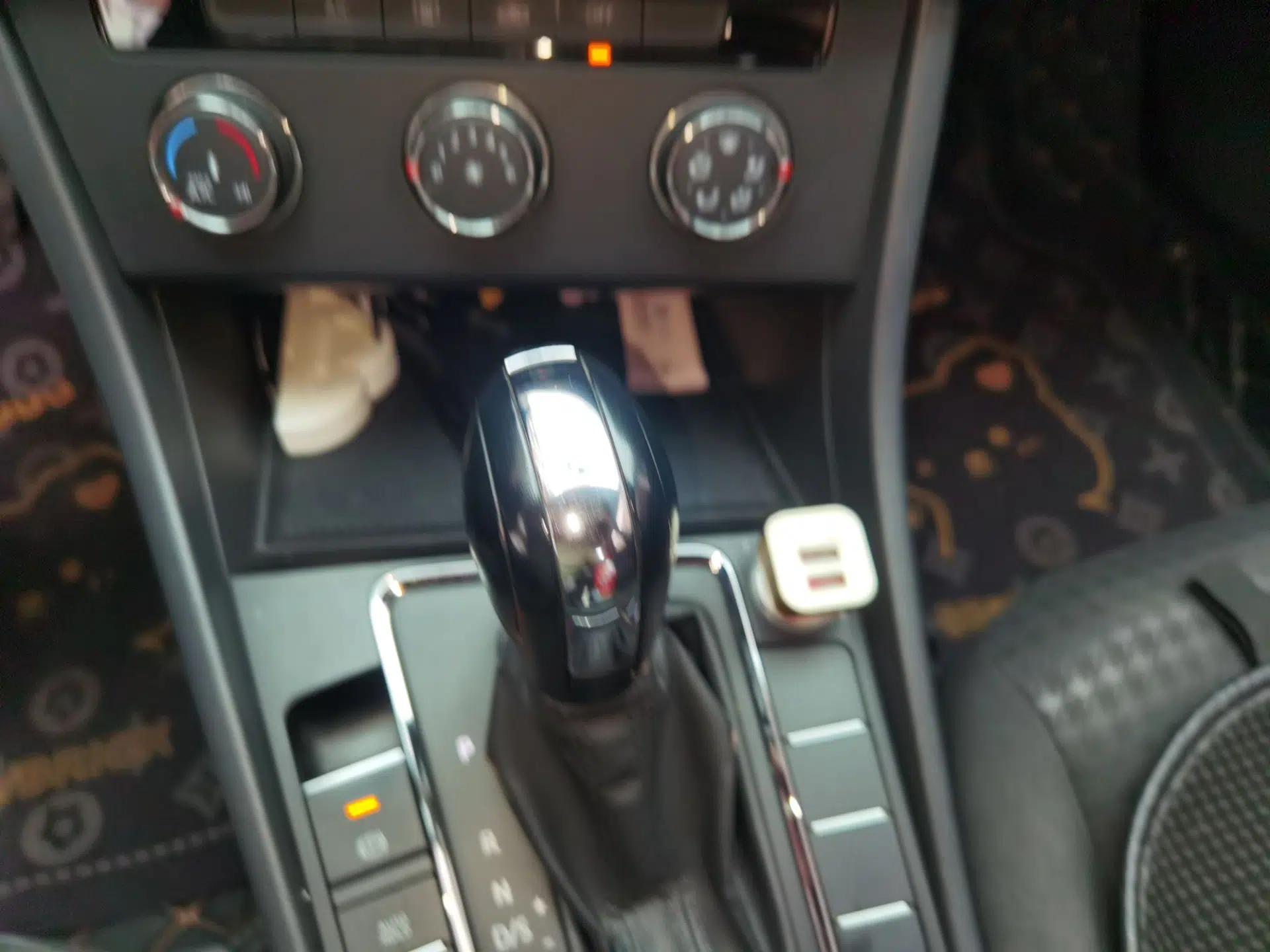Volkswagen Bora 2019 1.5L Automatic Fashion Model — миниатюра 14