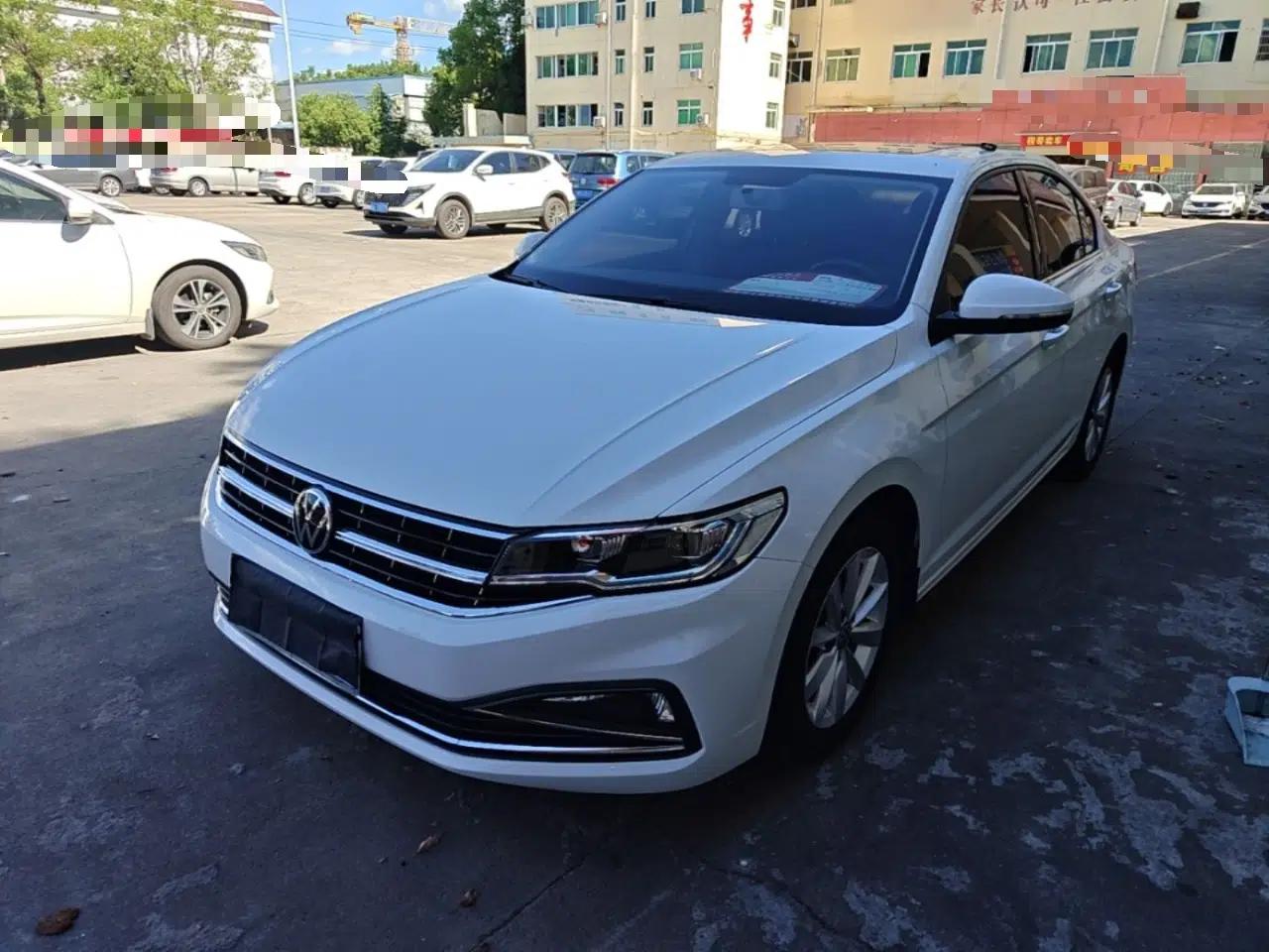 Volkswagen Bora 2021 1.5L Automatic Comfort Smart Connect Edition — миниатюра 1