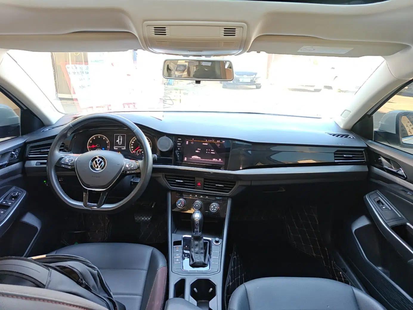 Volkswagen Bora 2021 1.5L Automatic Comfort Smart Connect Edition — миниатюра 12