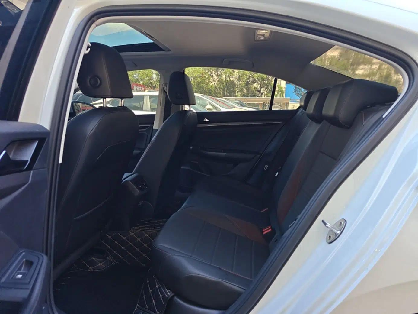 Volkswagen Bora 2021 1.5L Automatic Comfort Smart Connect Edition — миниатюра 20