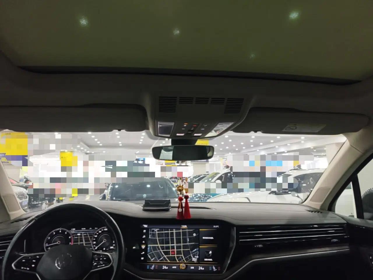 Volkswagen Touareg 2021 2.0 TSI Ruiyi Edition — миниатюра 21