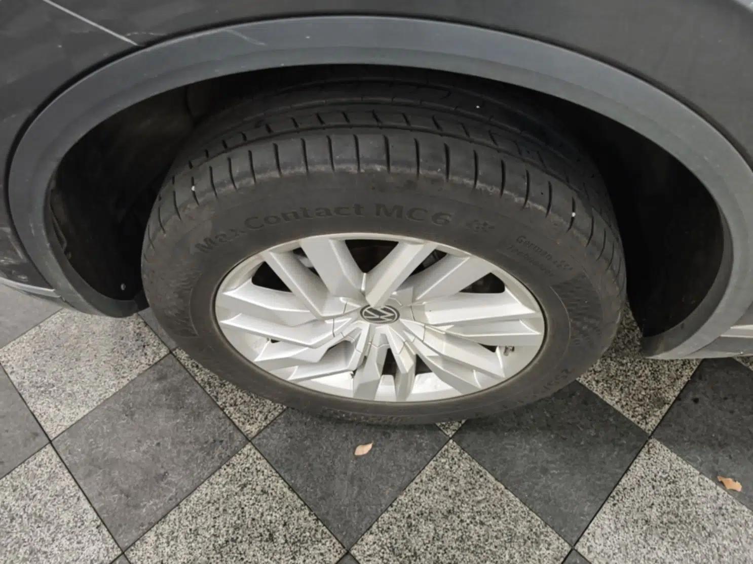 Volkswagen Touareg 2021 2.0 TSI Ruiyi Edition — миниатюра 10