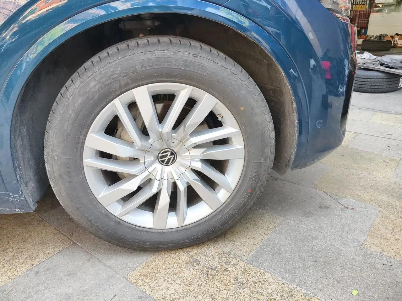 Volkswagen Touareg 2021 2.0 TSI RuiShang Edition — миниатюра 8