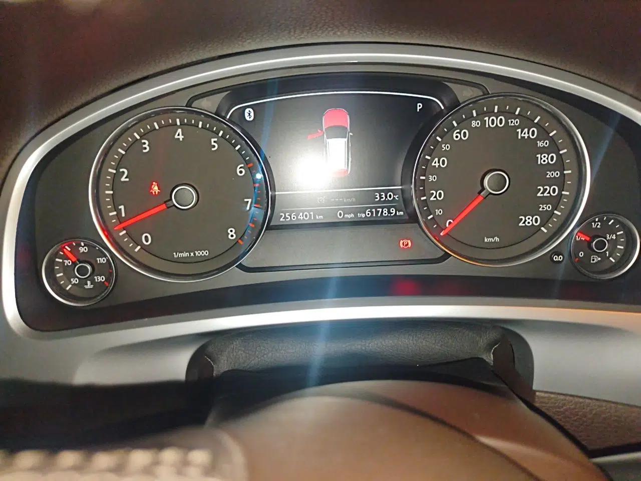 Volkswagen Touareg 2011 3.0 TSI Comfort Version — миниатюра 12