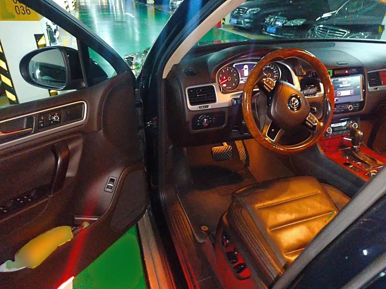 Volkswagen Touareg 2011 3.0 TSI Comfort Version — миниатюра 16