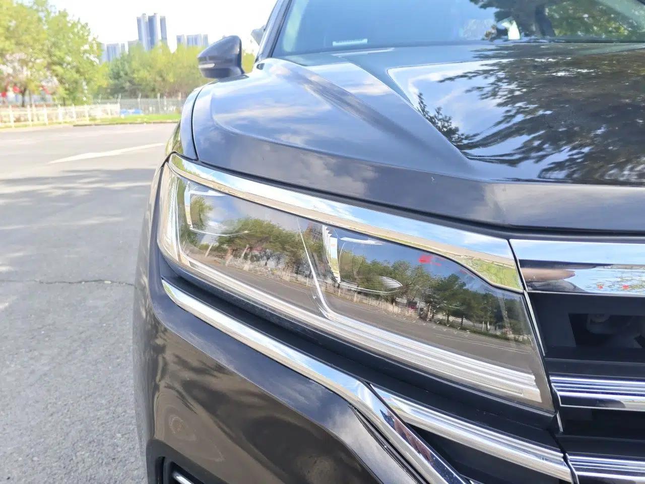 Volkswagen Touareg 2019 2.0 TSI Ruiyi Edition China V Standard — миниатюра 7