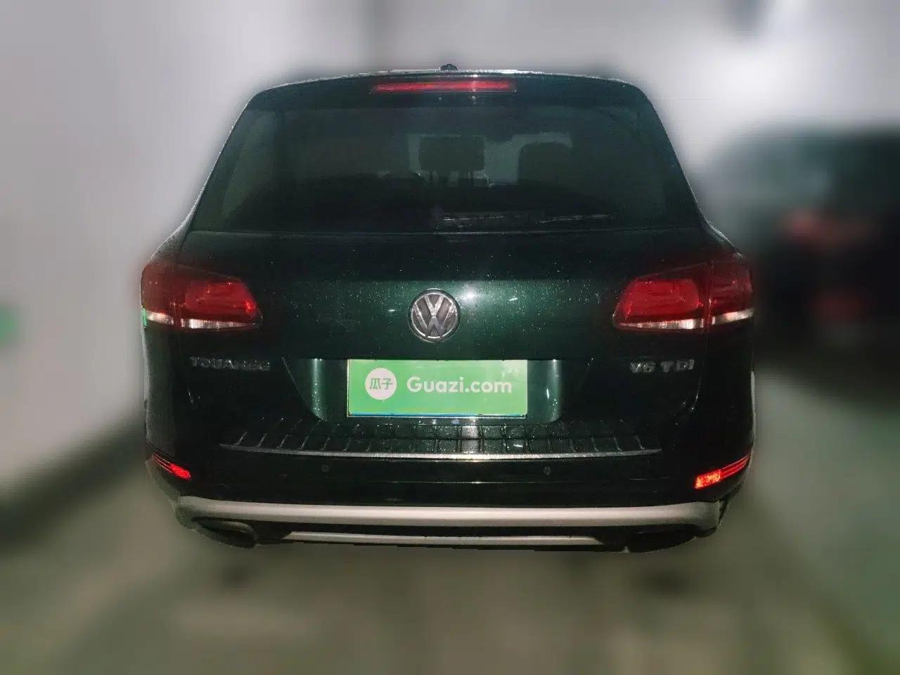Volkswagen Touareg 2011 3.0 TDI Diesel Comfort Version — миниатюра 5