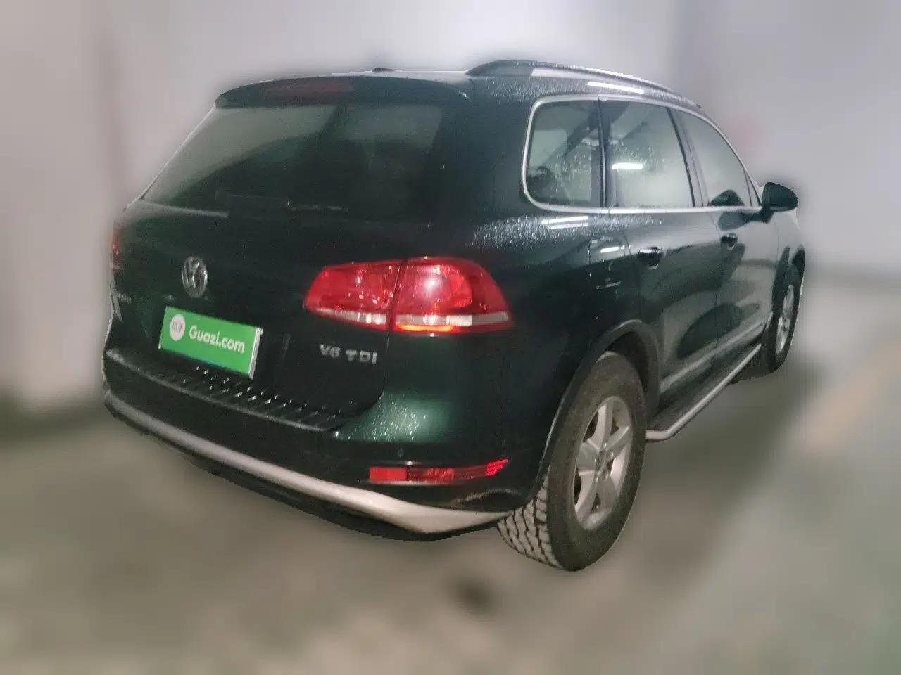 Volkswagen Touareg 2011 3.0 TDI Diesel Comfort Version — миниатюра 6