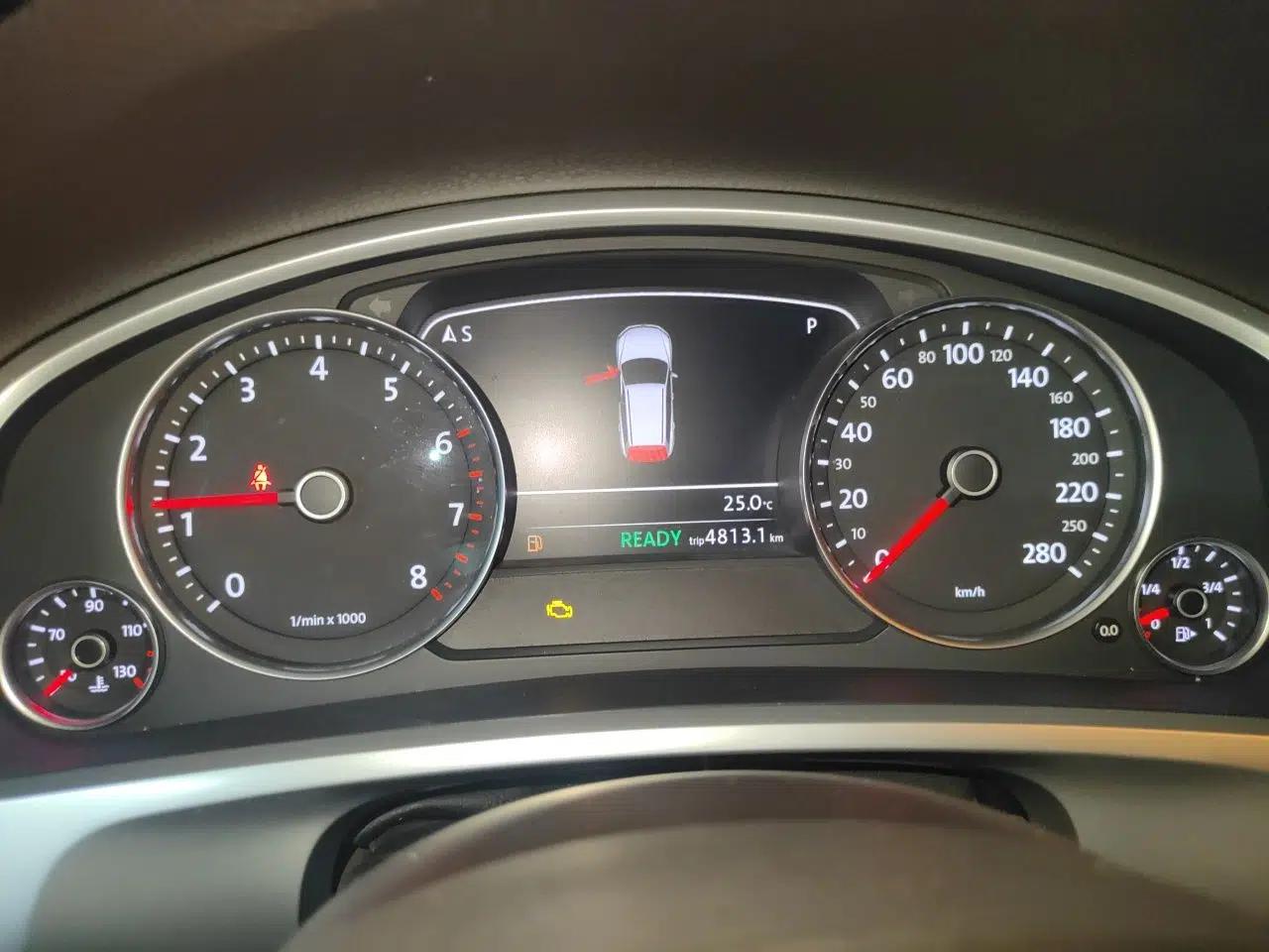 Volkswagen Touareg 2011 3.0 TSI Hybrid — миниатюра 11