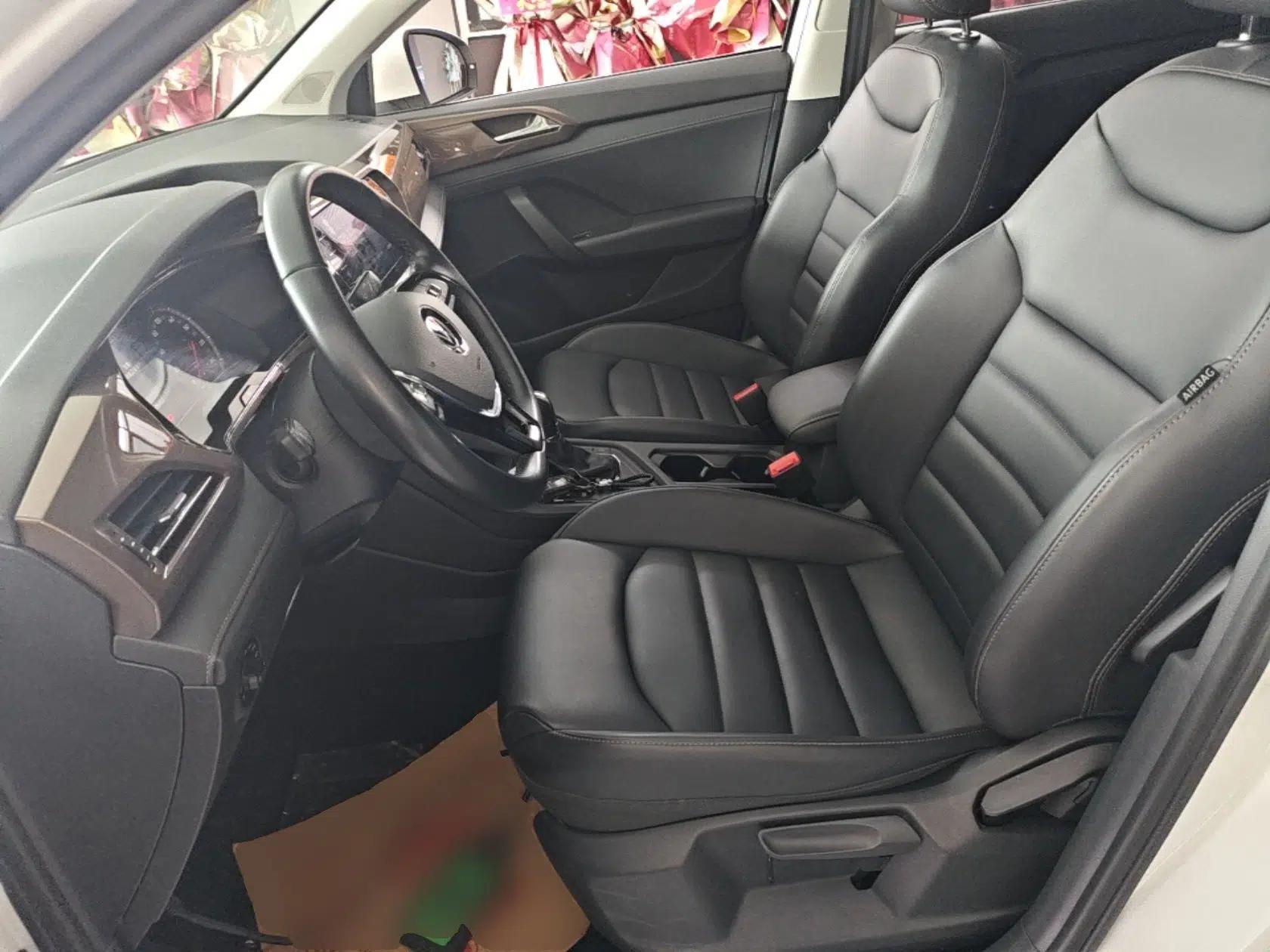 Volkswagen Tharu 2021 280TSI Two-Wheel Drive Comfort Edition — миниатюра 17