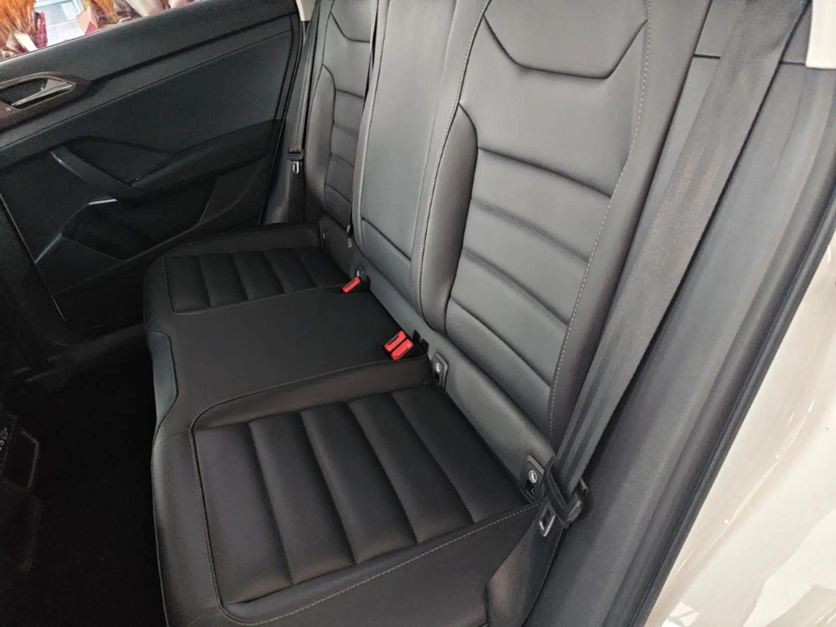 Volkswagen Tharu 2021 280TSI Two-Wheel Drive Comfort Edition — миниатюра 20