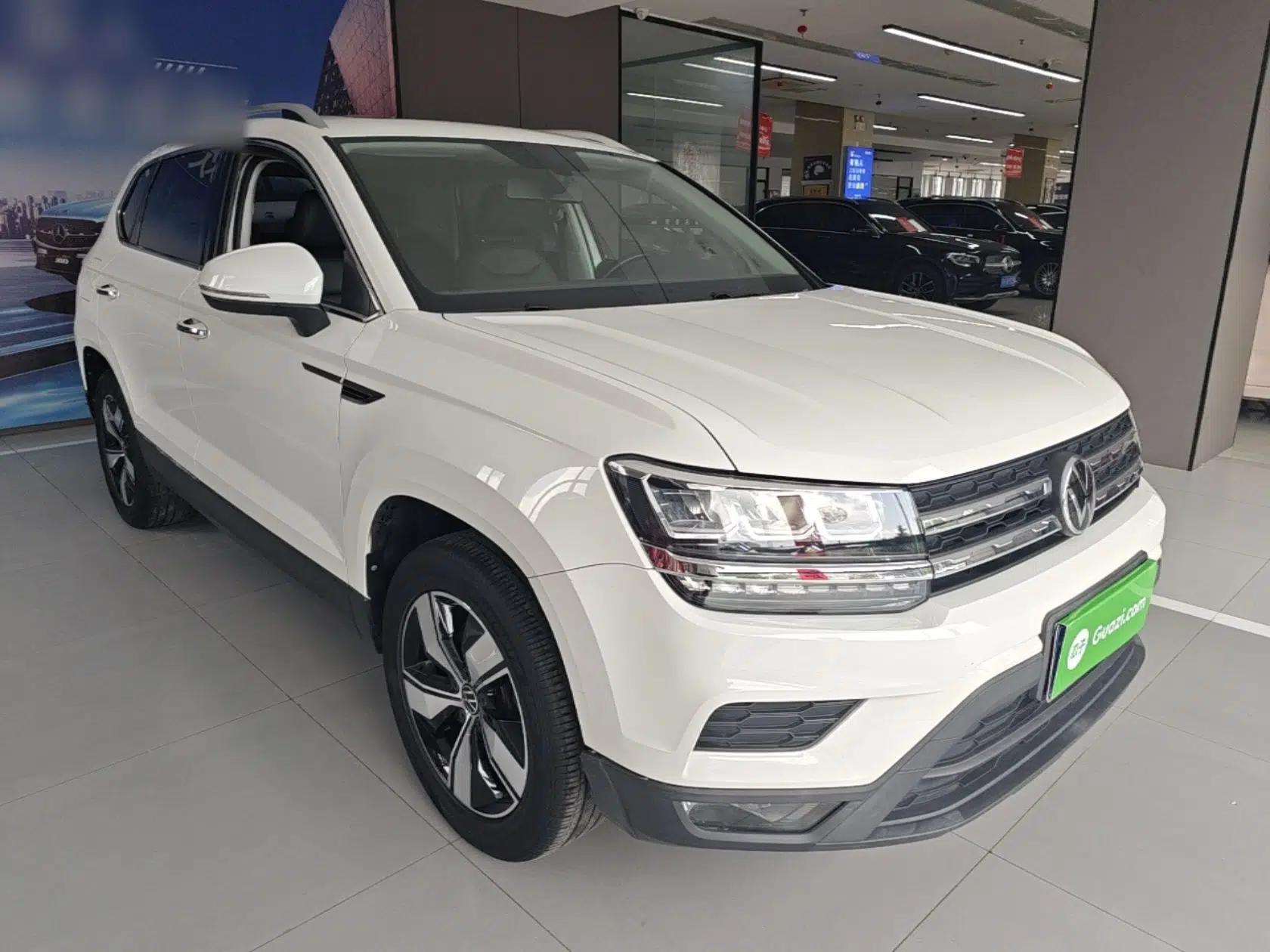 Volkswagen Tharu 2021 280TSI Two-Wheel Drive Comfort Edition — миниатюра 3