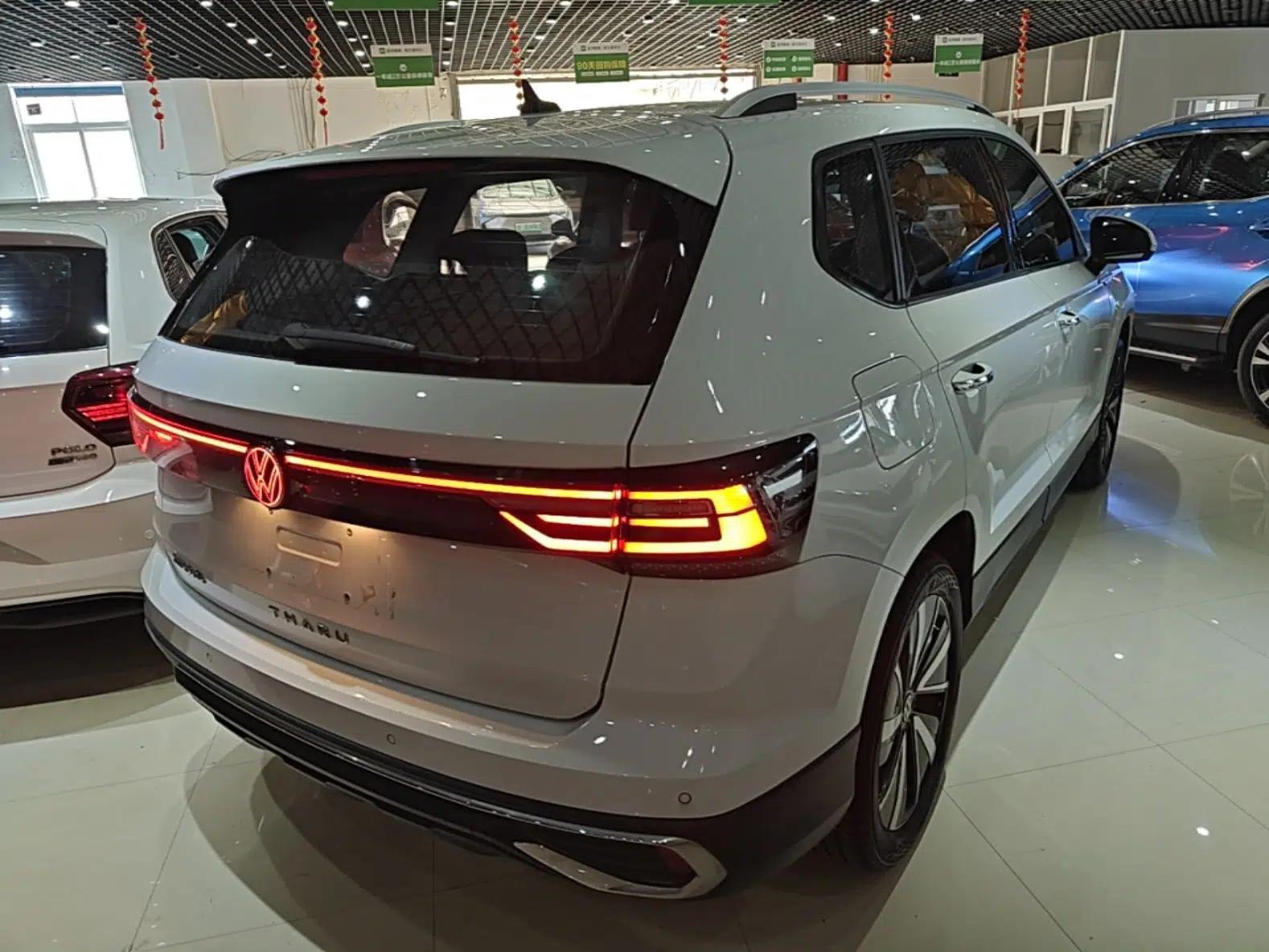 Volkswagen Tharu 2023 300TSI Two-Wheel-Drive Moonlight Edition — миниатюра 6