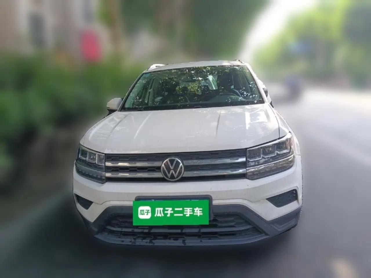 Volkswagen Tharu 2021 280TSI Two-Wheel Drive Trend Edition — миниатюра 2
