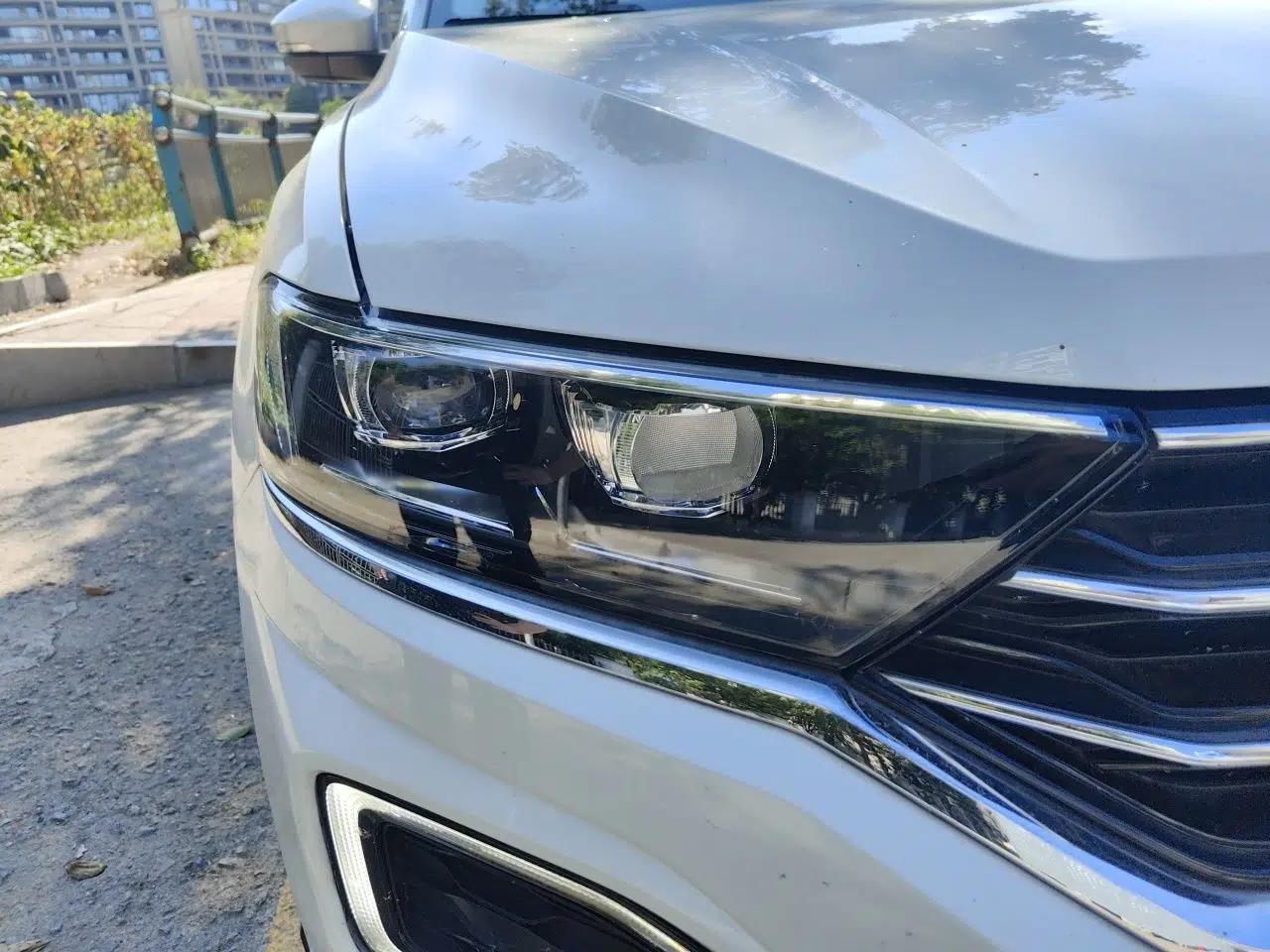 Volkswagen T-ROC 2022 280TSI DSG Two-Wheel Drive Comfort PLUS — миниатюра 7