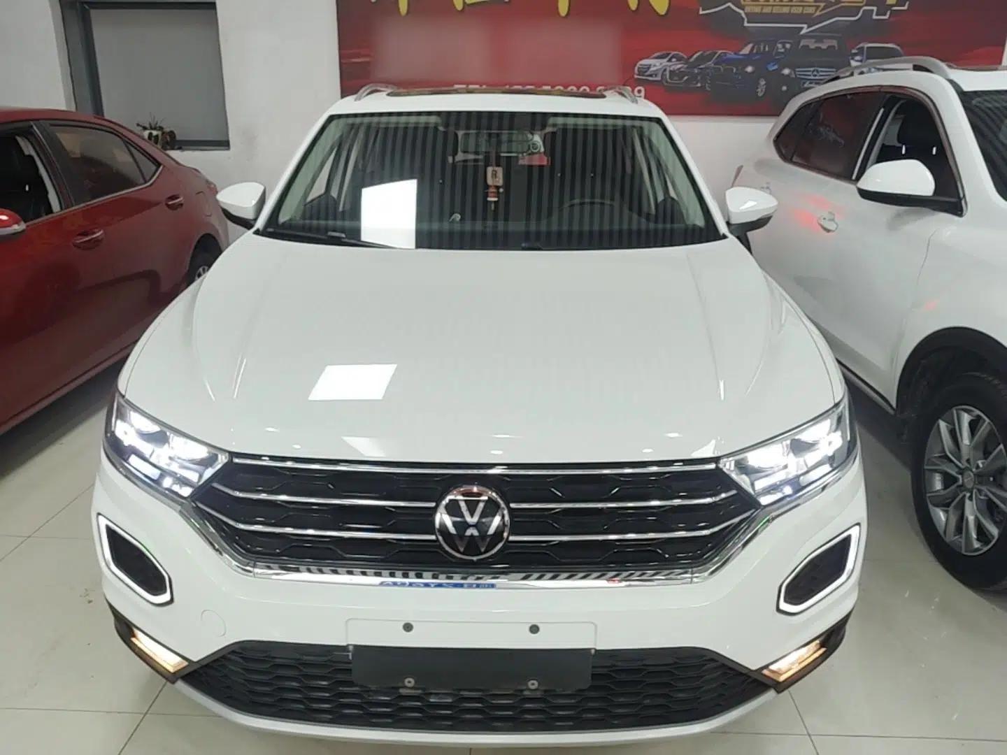 Volkswagen T-ROC 2021 280TSI DSG Two-Wheel Drive Comfort Connect Edition — миниатюра 2