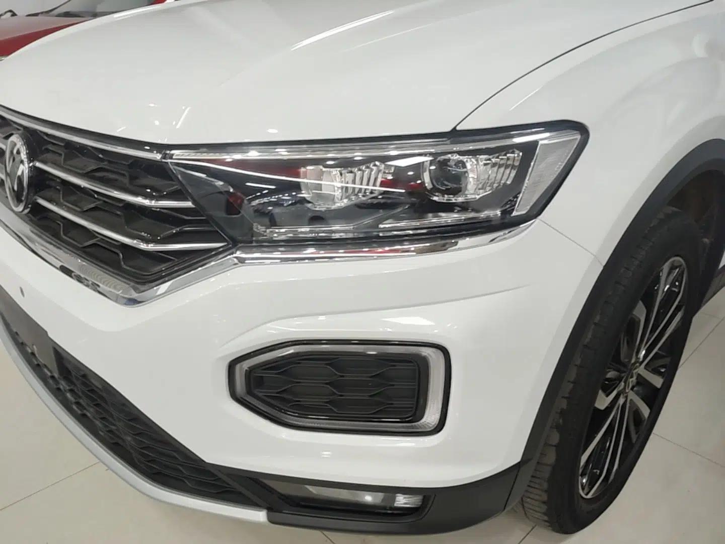 Volkswagen T-ROC 2021 280TSI DSG Two-Wheel Drive Comfort Connect Edition — миниатюра 8