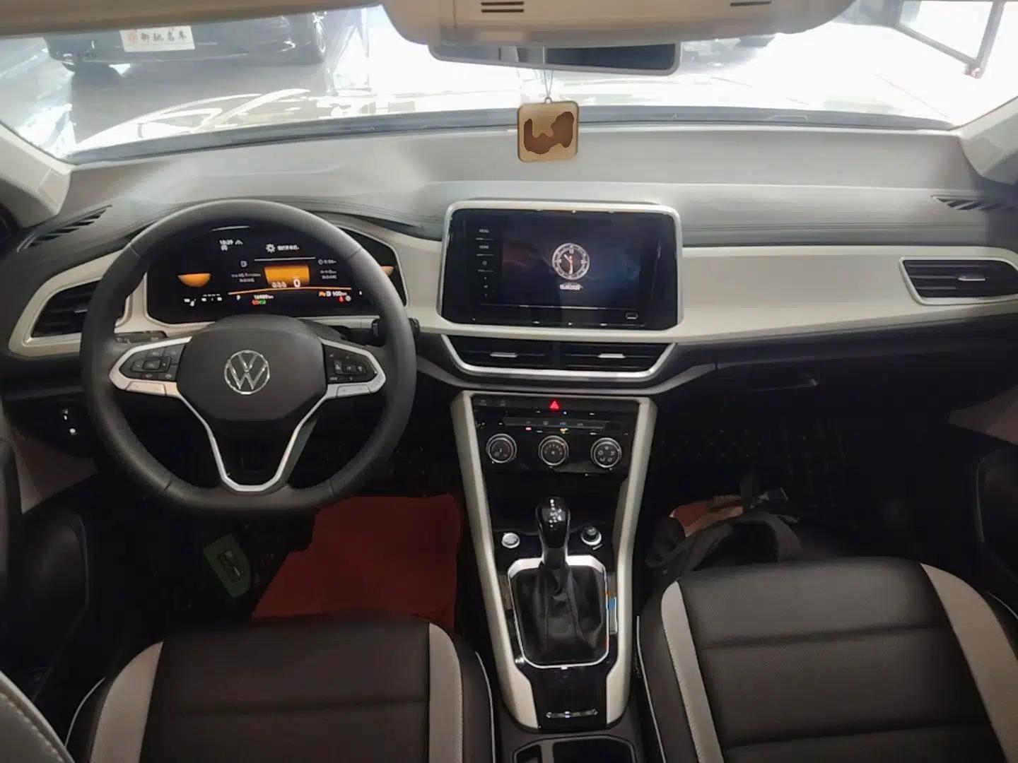 Volkswagen T-ROC 2023 280TSI DSG Two-Wheel Drive Time Edition — миниатюра 12